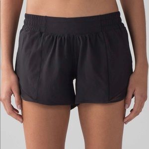Lululemon Hotty Hot Short II (Long 4”)